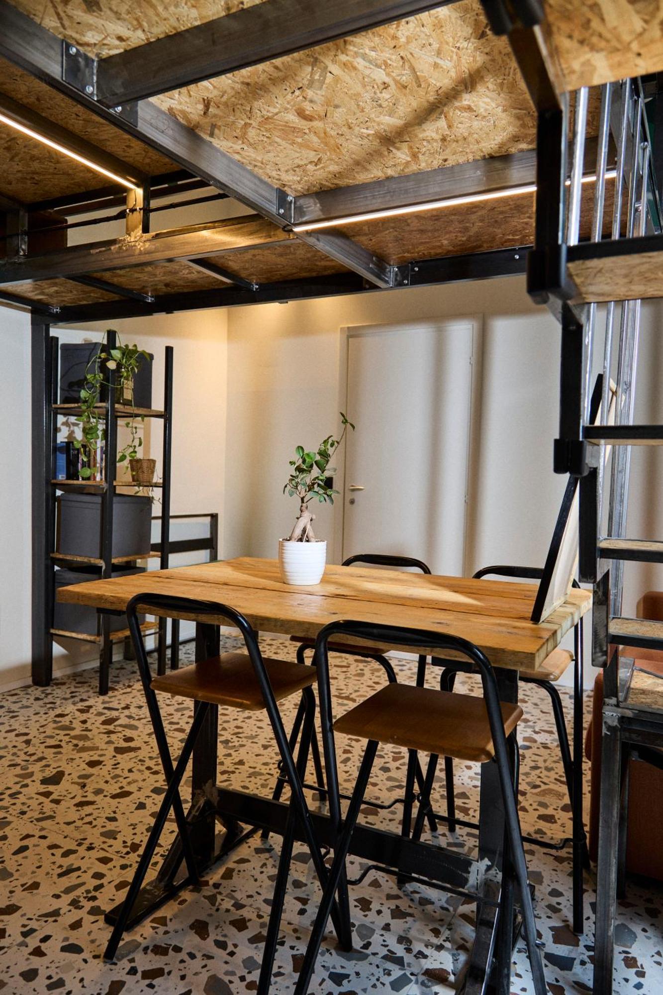 Hostel Madama & Bistrot